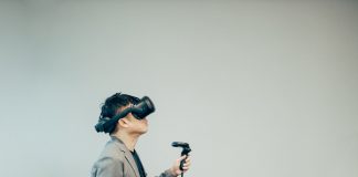 HTC VIVE ORIGINALS:从VR到音乐元宇宙