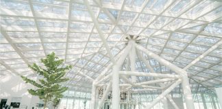 南美春室The POOL:在美术馆顶楼打造结合餐饮体验的「天空公园」