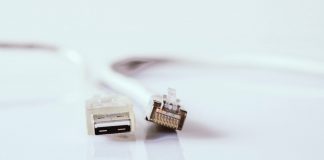 WFH 网速快不快很重要!但手机网路真的能取代固网吗?主要考量可以看这点